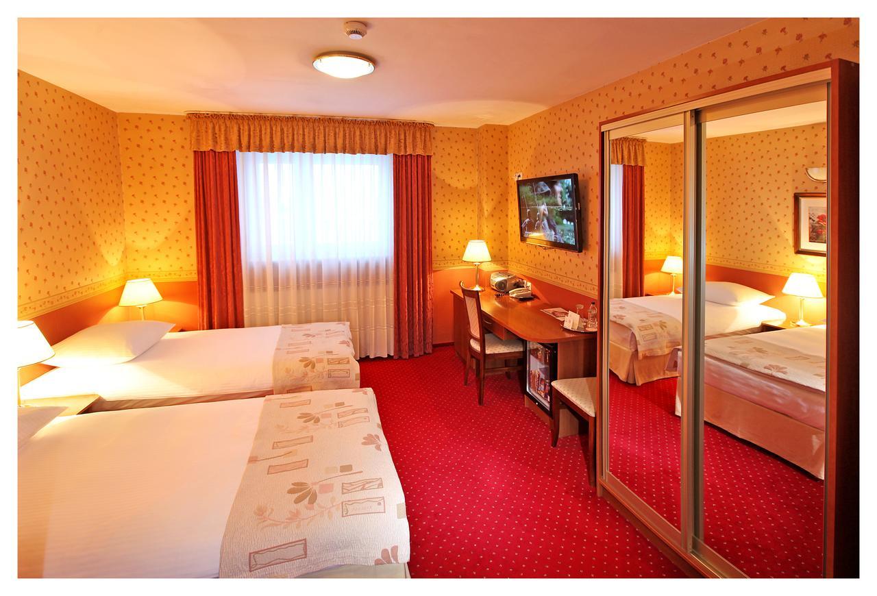 Hotel Janusz Siedlce Camera foto