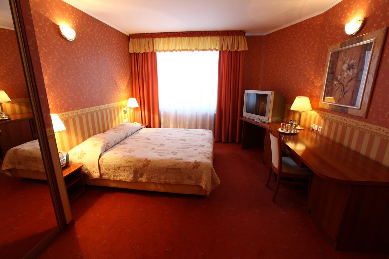 Hotel Janusz Siedlce Camera foto